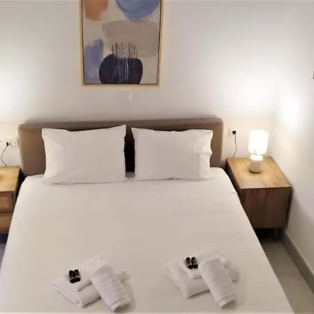 Canevaro Twins * Ханья